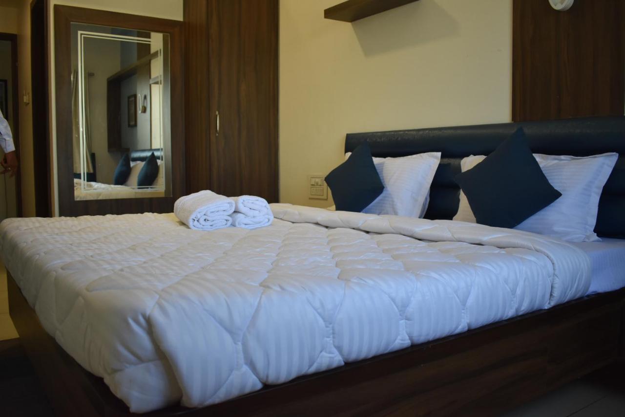 בהוי Hotel Shyam Palace מראה חיצוני תמונה
